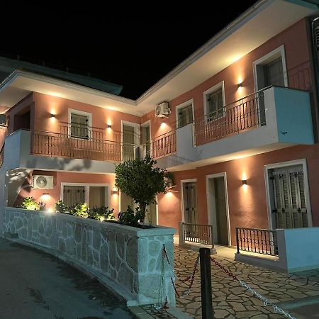 Anax Apartments Parga Esterno foto