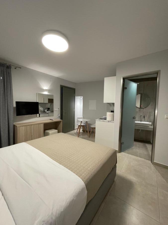 Anax Apartments Parga Esterno foto